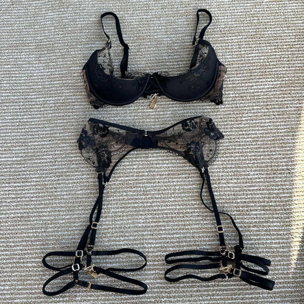 Honey Birdette